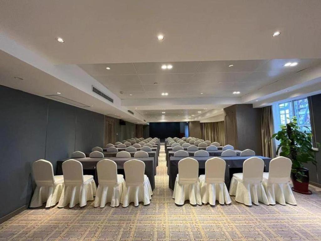 Vienna Hotel Tianjin Guizhou Road Branch Екстер'єр фото